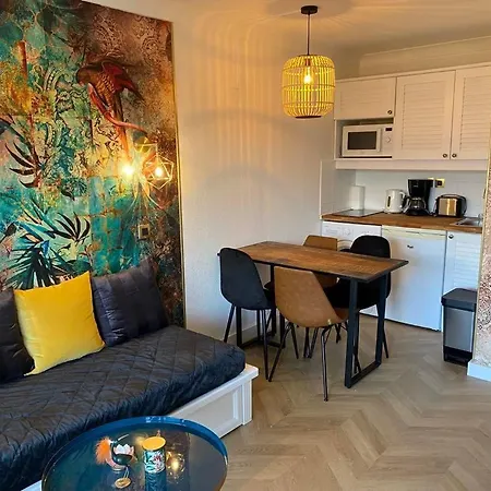 Cosy Avec Piscine, Acces Direct