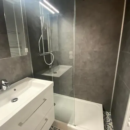 Cosy Avec Piscine, Acces Direct Apartament